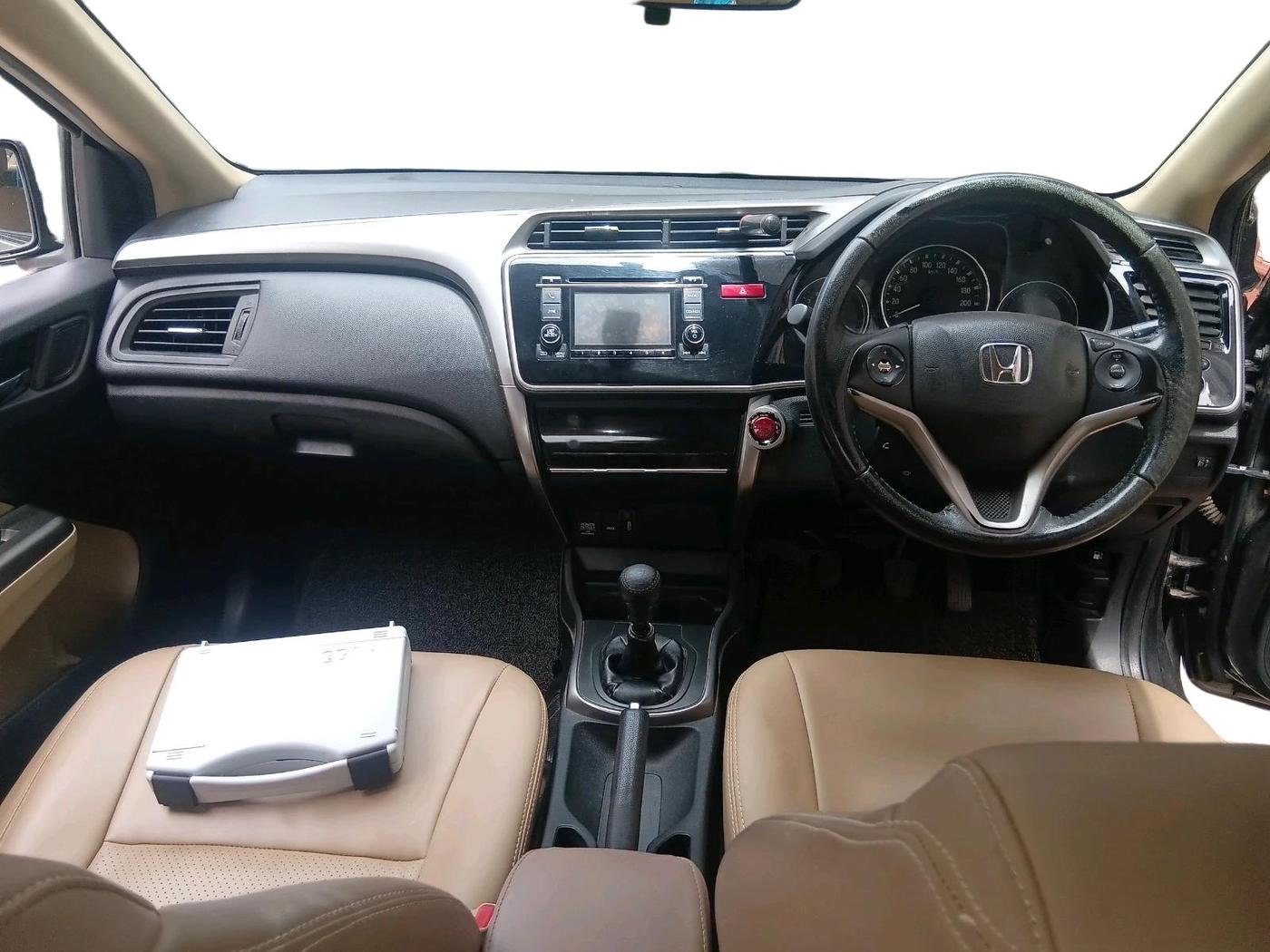 2014 Honda City 1.5L I-DTEC VX, Diesel, Manual, 83,826 km, interior