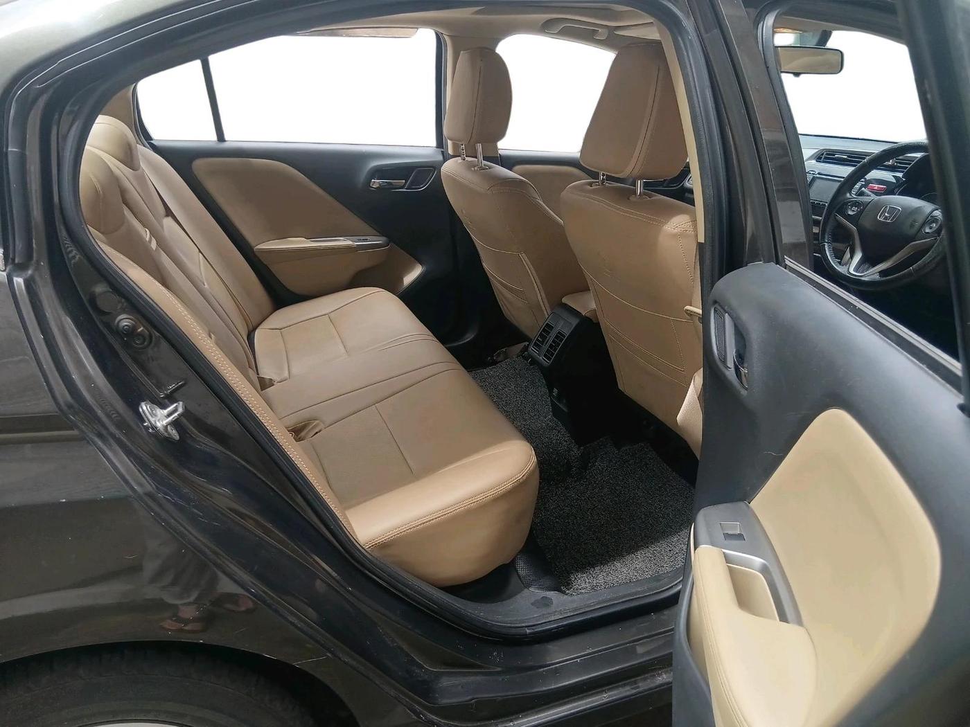 2014 Honda City 1.5L I-DTEC VX, Diesel, Manual, 83,826 km, interior