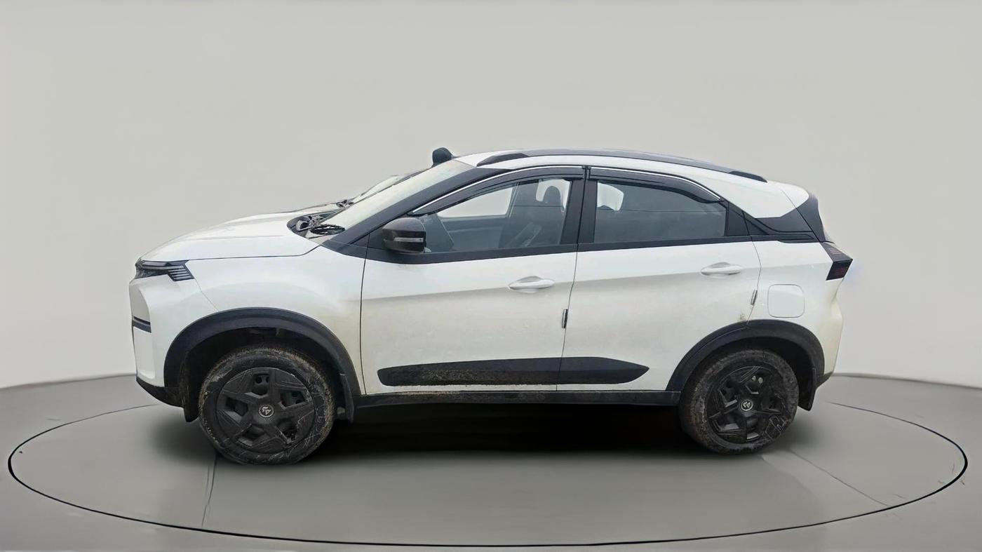 2026 Tata NEXON Pure Plus 1.2 iCNG 6MT, CNG, Manual, 954 km, exterior