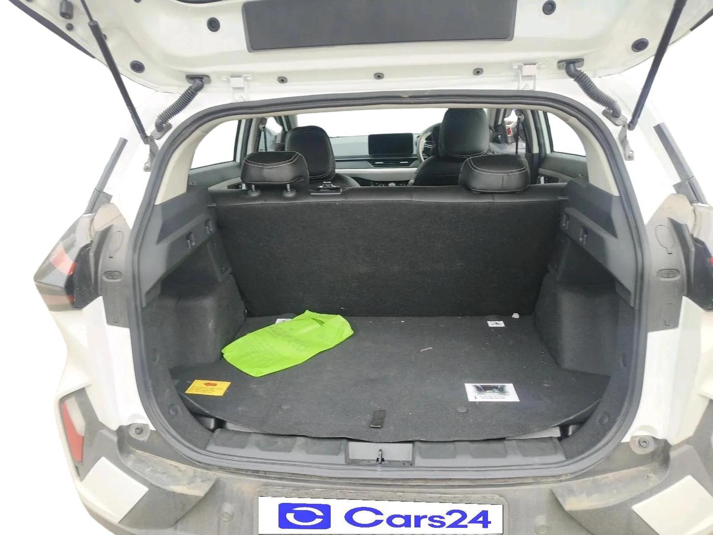 2026 Tata NEXON Pure Plus 1.2 iCNG 6MT, CNG, Manual, 954 km, exterior