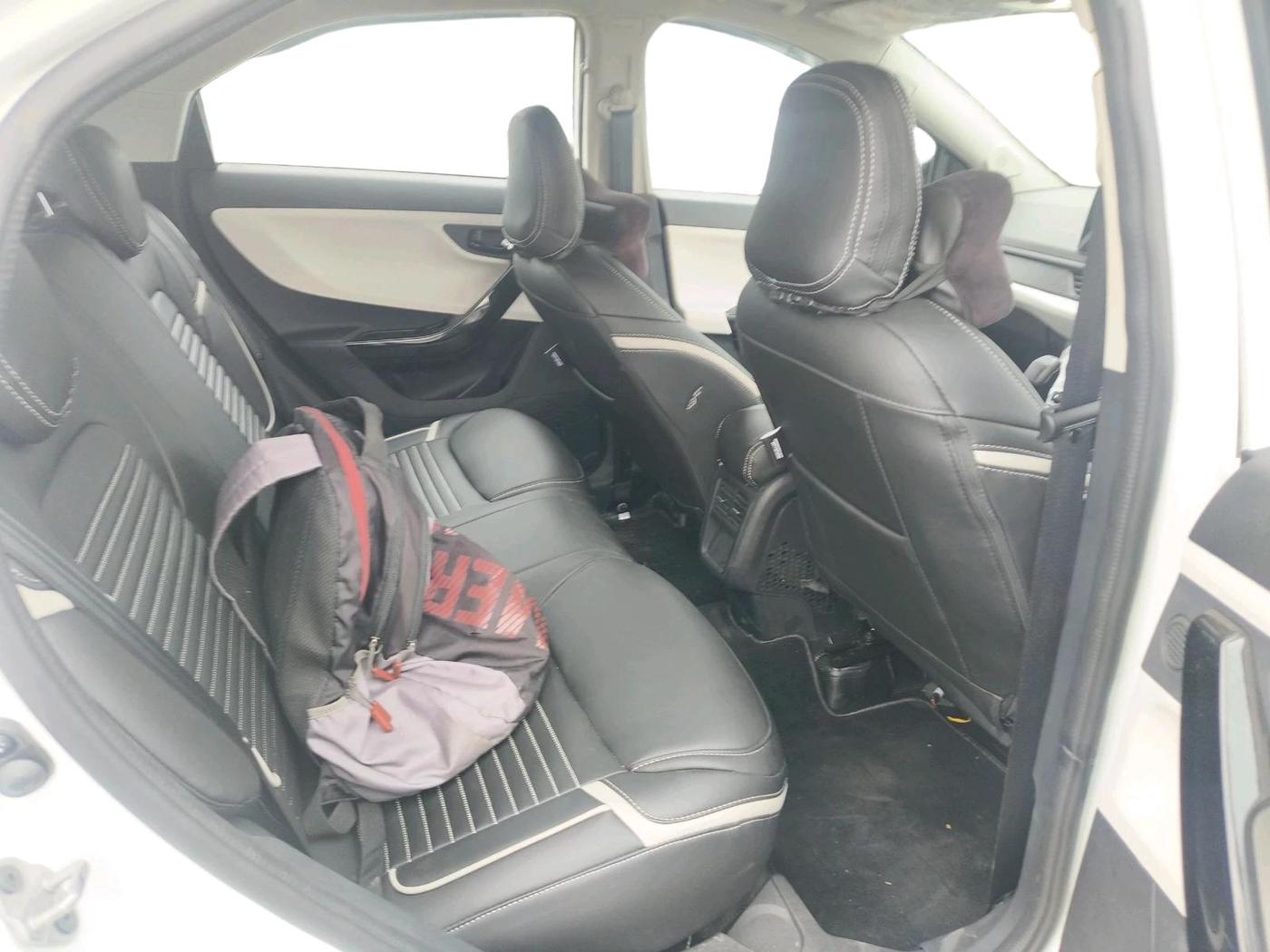 2026 Tata NEXON Pure Plus 1.2 iCNG 6MT, CNG, Manual, 954 km, interior