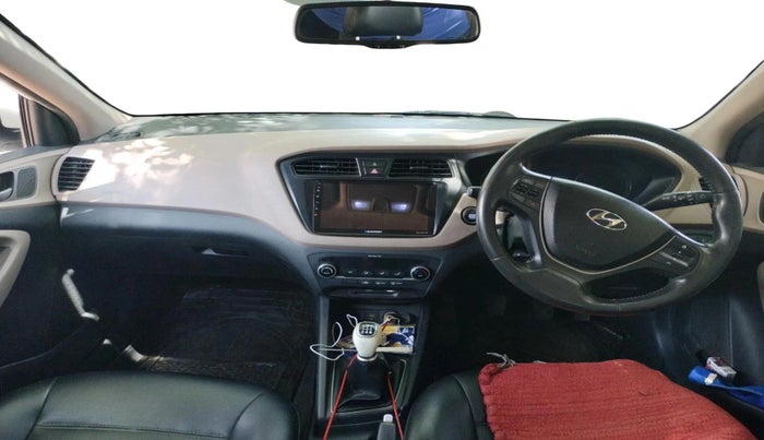 2016 Hyundai Elite i20 ASTA 1.2, Petrol, Manual, 1,59,360 km, interior