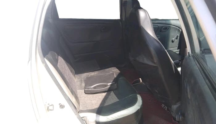 2011 Maruti Alto LX, CNG, Manual, 1,25,143 km, interior