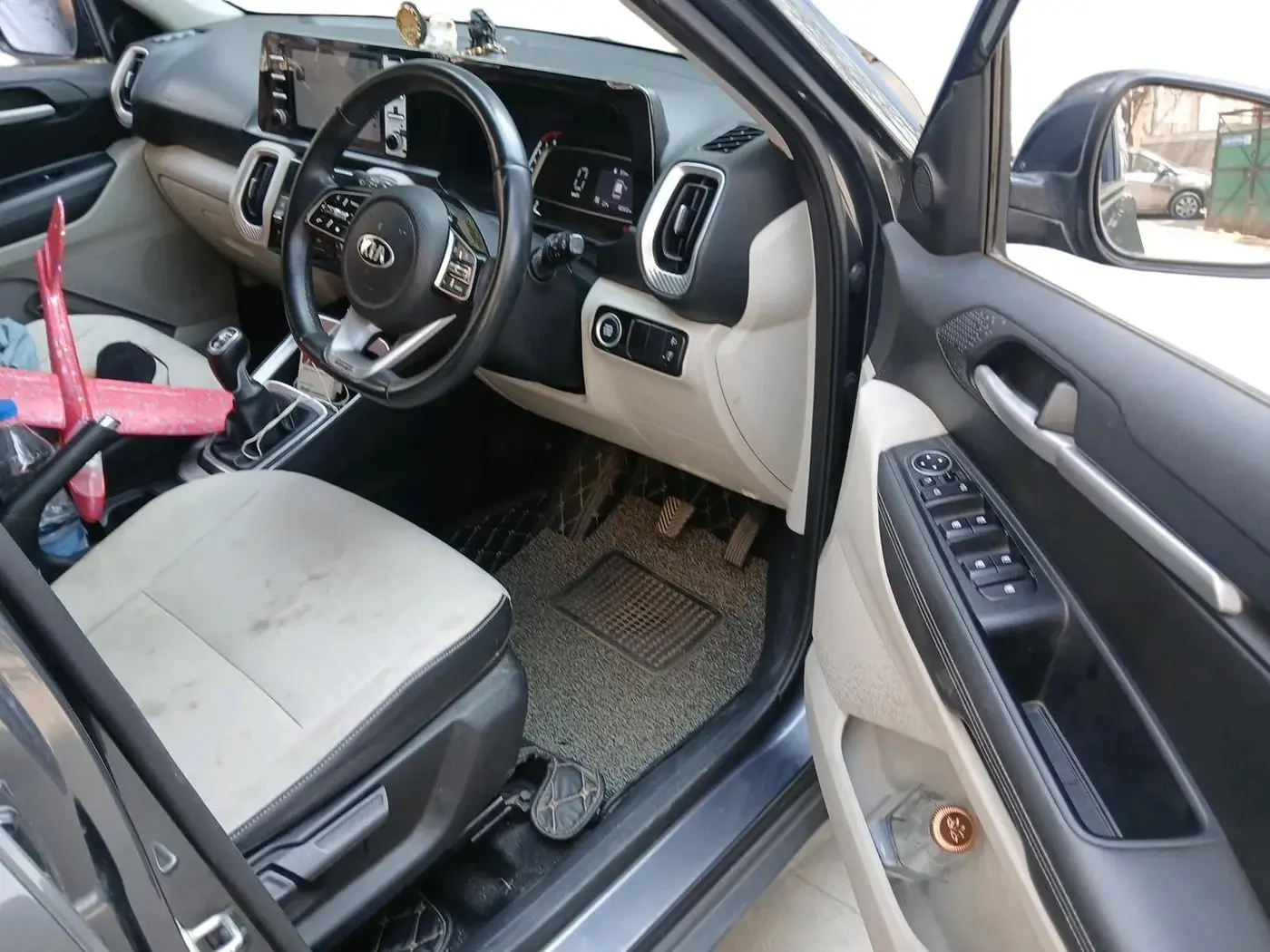 2021 KIA SONET HTX 1.0 IMT, Petrol, Manual, 46,902 km, interior