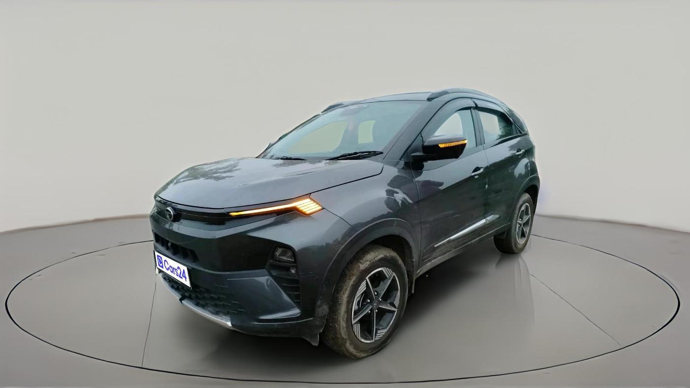 2025 Tata NEXON CREATIVE+ SUNROOF AMT 1.2 PETROL, Petrol, Automatic, 17,672 km, exterior
