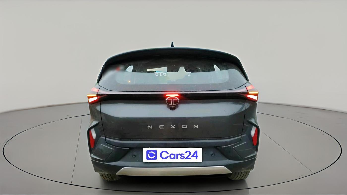 2025 Tata NEXON CREATIVE+ SUNROOF AMT 1.2 PETROL, Petrol, Automatic, 17,672 km, exterior