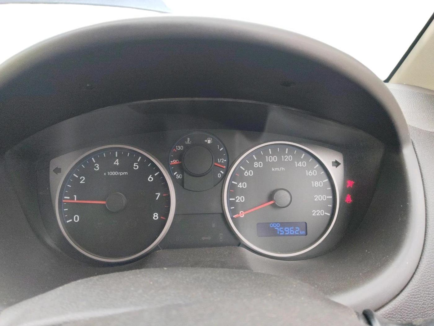 2013 Hyundai i20 SPORTZ 1.2, Petrol, Manual, 75,962 km, interior