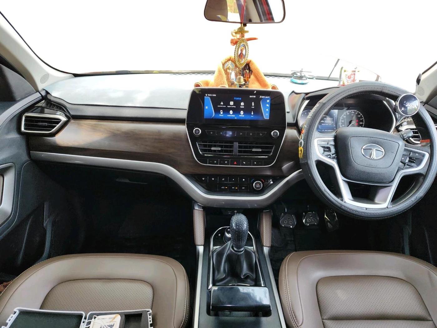 2020 Tata Harrier XZ 2.0L, Diesel, Manual, 1,45,578 km, interior