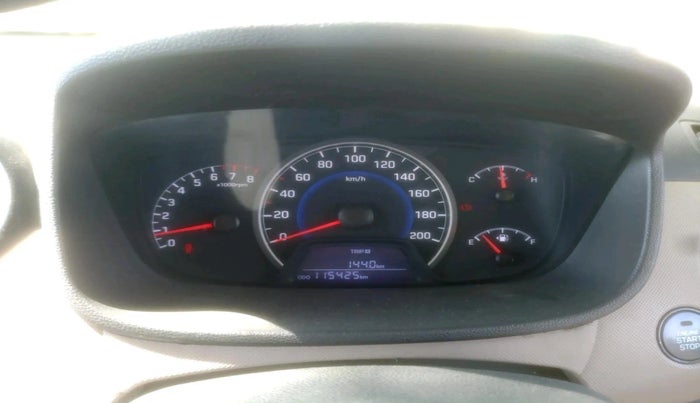 2014 Hyundai Grand i10 SPORTZ 1.2 KAPPA VTVT, CNG, Manual, 1,15,425 km, interior