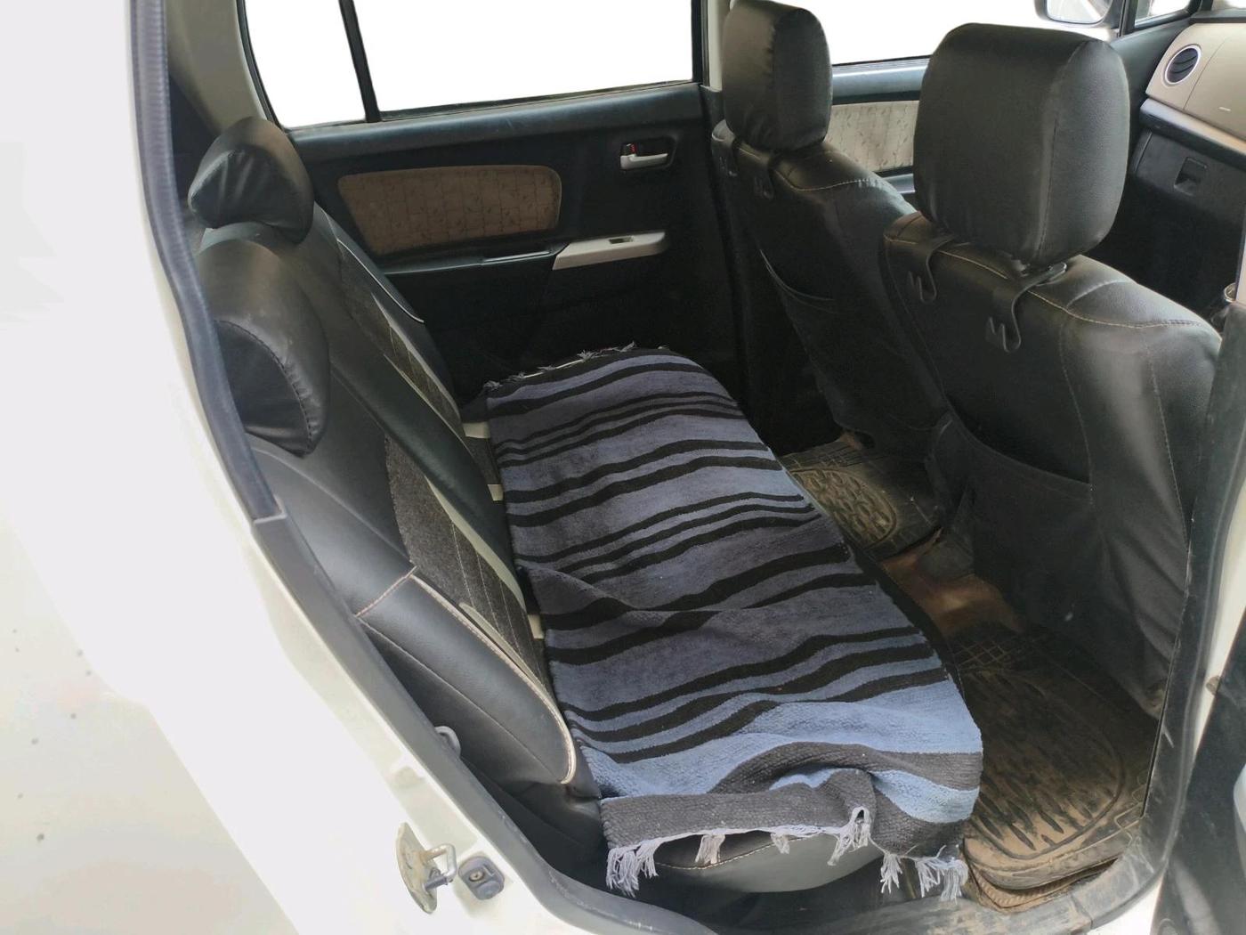 2014 Maruti Wagon R 1.0 LXI, Petrol, Manual, 87,153 km, interior