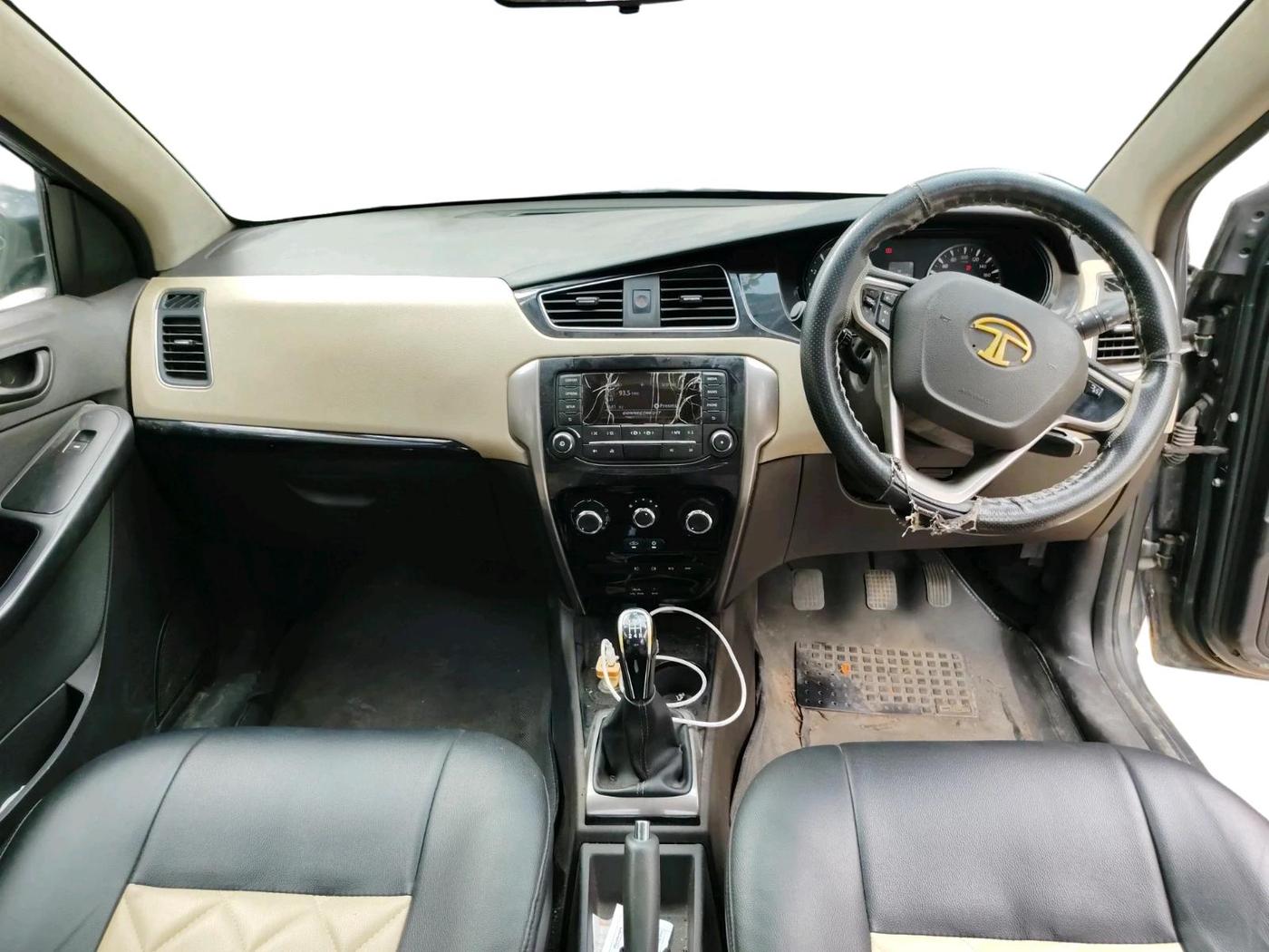 2014 Tata Zest XMS PETROL, Petrol, Manual, 92,930 km, interior