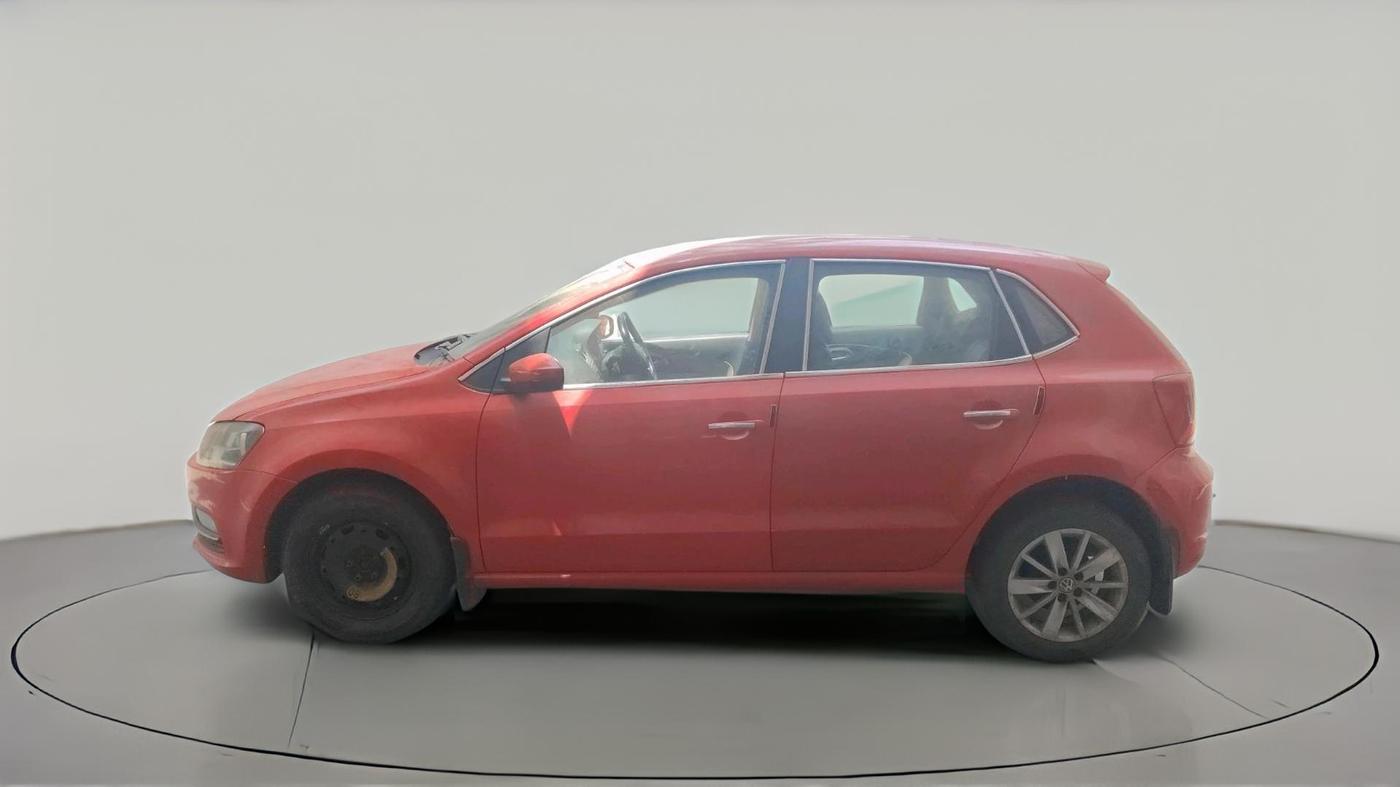 2015 Volkswagen Polo HIGHLINE1.5L, Diesel, Manual, 96,914 km, exterior