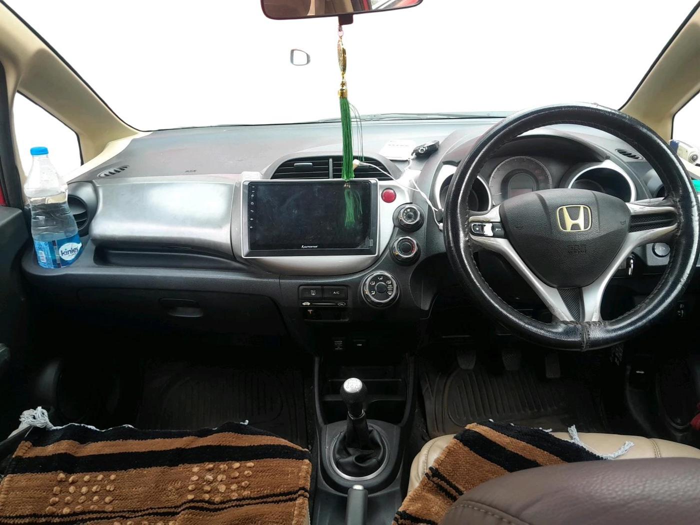 2011 Honda Jazz 1.2 L I-VTEC SELECT, Petrol, Manual, 72,914 km, interior