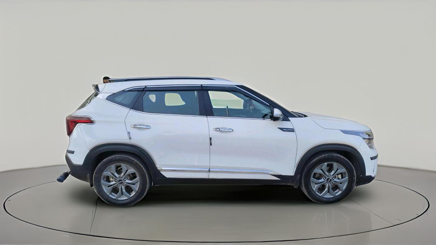 2024 KIA SELTOS  HTX 1.5 PETROL MT, Petrol, Manual, 32,896 km, exterior