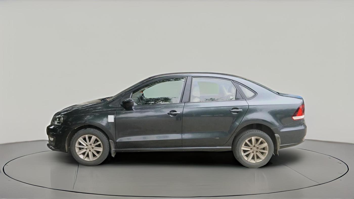 2016 Volkswagen Vento HIGHLINE 1.6 MPI, Petrol, Manual, 70,165 km, exterior