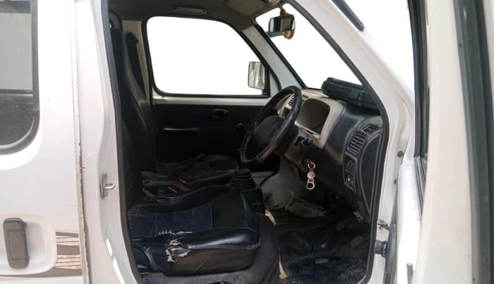 2017 Maruti Eeco 5 STR WITH A/C+HTR, CNG, Manual, 1,56,761 km, interior