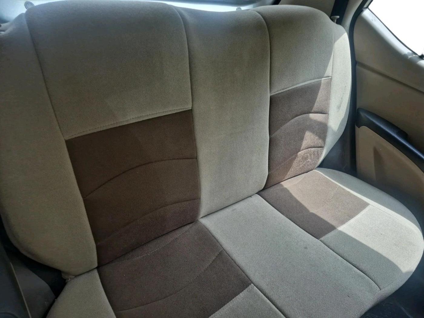 2014 Hyundai i10 MAGNA 1.1, Petrol, Manual, 1,49,647 km, interior