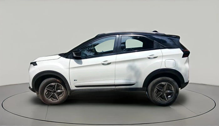 2023 Tata NEXON EV FEARLESS LONG RANGE, Electric, Automatic, 60,787 km, exterior