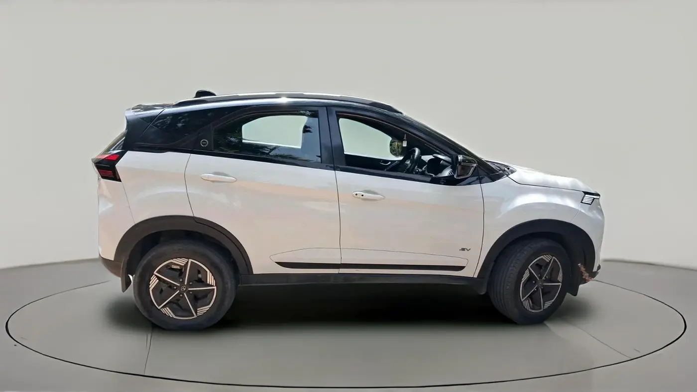 2023 Tata NEXON EV FEARLESS LONG RANGE, Electric, Automatic, 60,787 km, exterior
