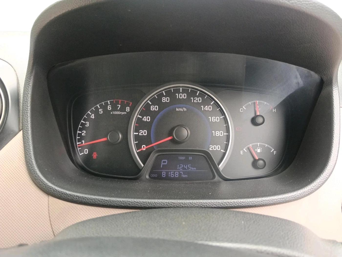 2015 Hyundai Grand i10 ASTA AT 1.2 KAPPA VTVT, Petrol, Automatic, 81,687 km, interior