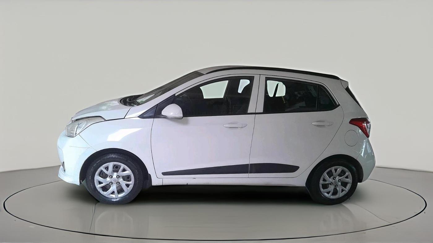 2018 Hyundai Grand i10 SPORTZ 1.2 KAPPA VTVT, Petrol, Manual, 1,06,775 km, exterior