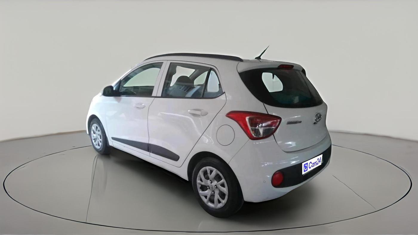 2018 Hyundai Grand i10 SPORTZ 1.2 KAPPA VTVT, Petrol, Manual, 1,06,775 km, exterior