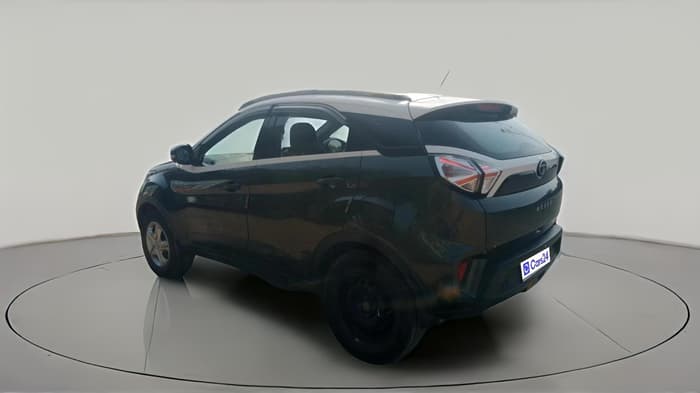 2021 Tata NEXON XMA SUNROOF PETROL, CNG, Automatic, 94,536 km, exterior