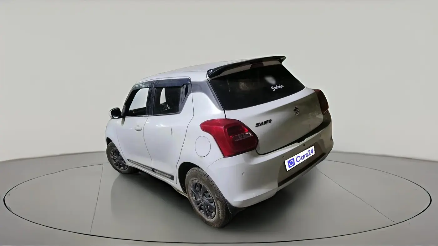 2020 Maruti Swift VXI, CNG, Manual, 75,584 km, exterior