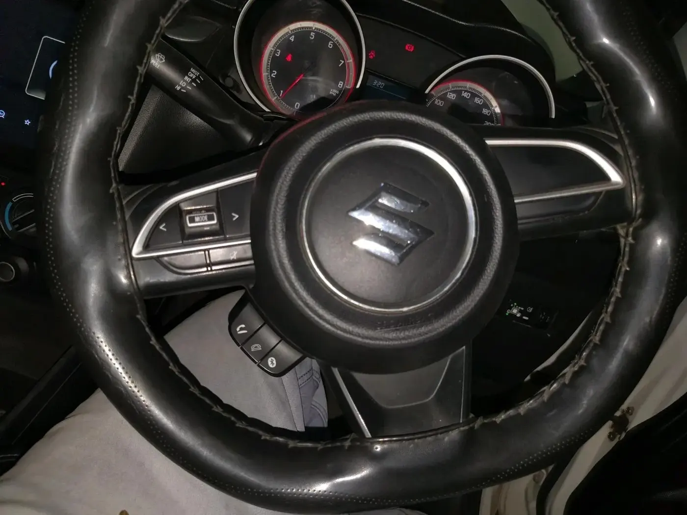 2020 Maruti Swift VXI, CNG, Manual, 75,584 km, interior