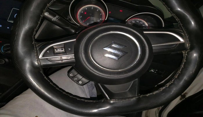 2020 Maruti Swift VXI, CNG, Manual, 75,584 km, interior