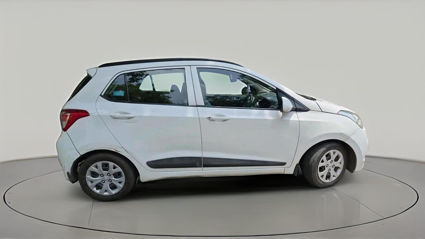 2016 Hyundai Grand i10 SPORTZ 1.2 KAPPA VTVT, Petrol, Manual, 75,634 km, exterior