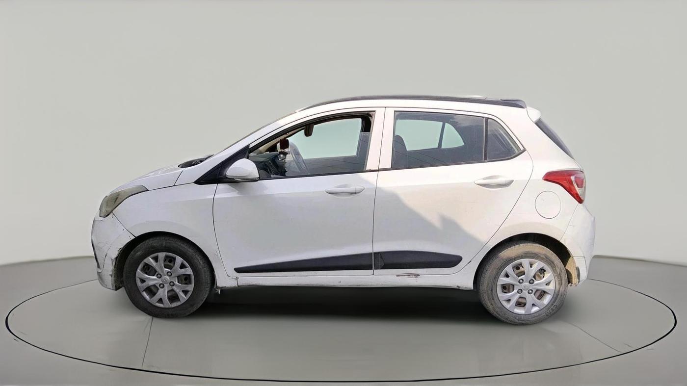 2016 Hyundai Grand i10 SPORTZ 1.2 KAPPA VTVT, CNG, Manual, 1,97,397 km, exterior