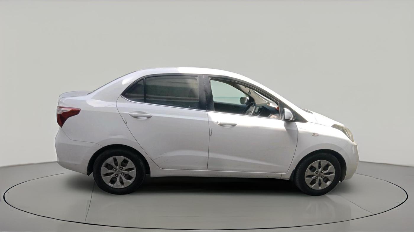 2018 Hyundai Xcent E+, CNG, Manual, 1,04,705 km, exterior