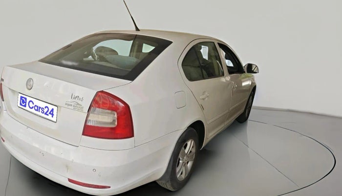 2010 Skoda Laura AMBIENTE 1.9 TDI MT, Diesel, Manual, 2,42,763 km, exterior