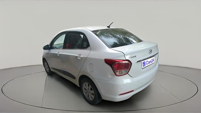 2016 Hyundai Xcent SX 1.2, Petrol, Manual, 1,14,806 km, exterior