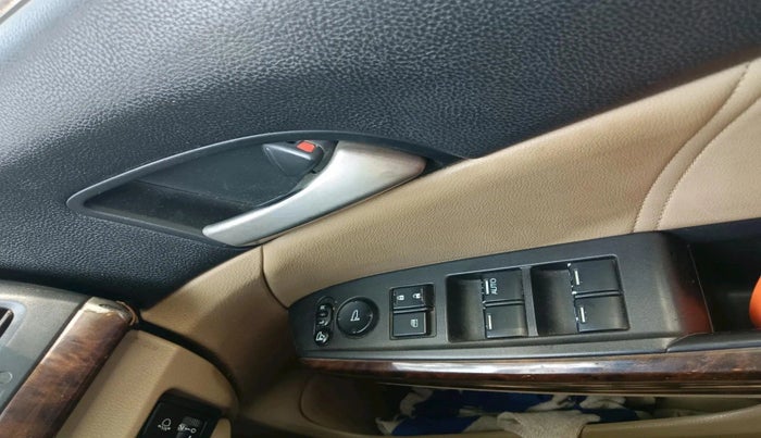 2009 Honda Accord 2.4L I-VTEC AT, CNG, Automatic, 39,789 km, interior