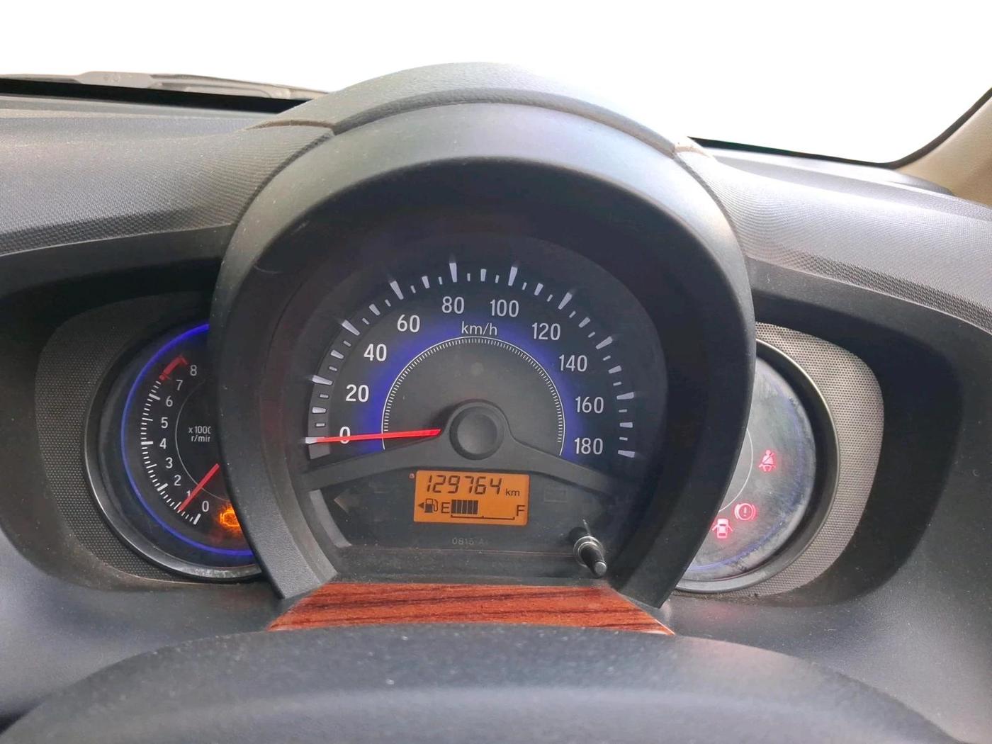 2015 Honda Mobilio 1.5L I-VTEC V, Petrol, Manual, 1,29,764 km, interior
