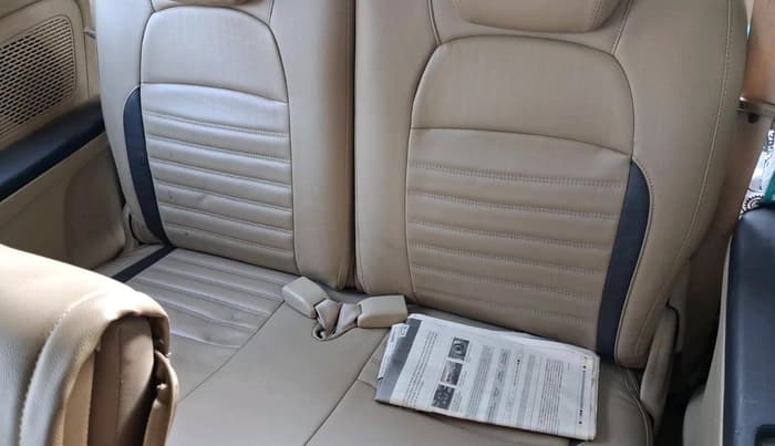 2015 Honda Mobilio 1.5L I-VTEC V, Petrol, Manual, 1,29,764 km, interior
