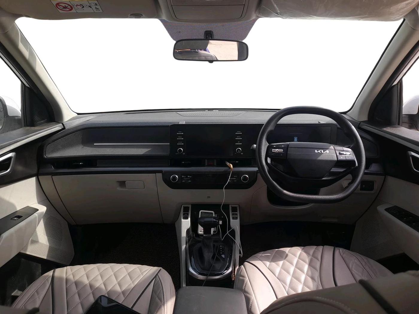 2025 KIA Carens Clavis HTK Plus 1.5 Turbo Petrol DCT, Petrol, Automatic, 11,452 km, interior