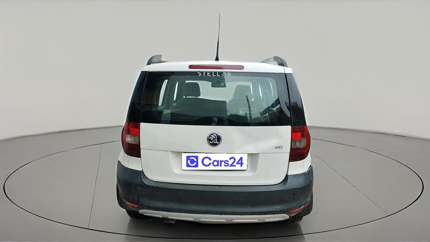 2011 Skoda Yeti ACTIVE 2.0 TDI CR 4X2, Diesel, Manual, 2,76,775 km, exterior