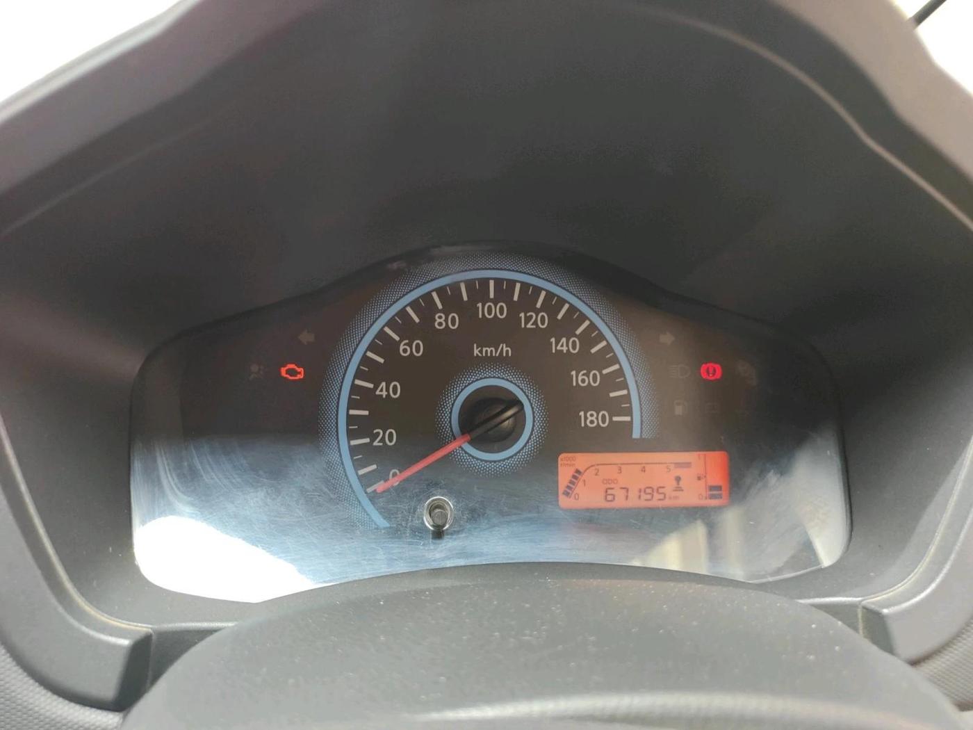 2017 Datsun Redi Go T(O) 1.0, Petrol, Manual, 67,195 km, interior