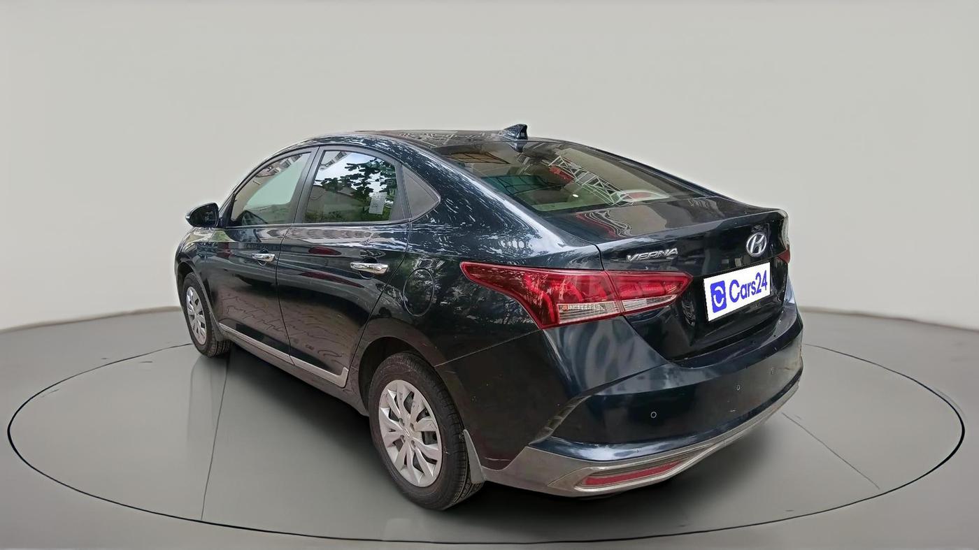 2021 Hyundai Verna S 1.5 PETROL MT, Petrol, Manual, 50,157 km, exterior