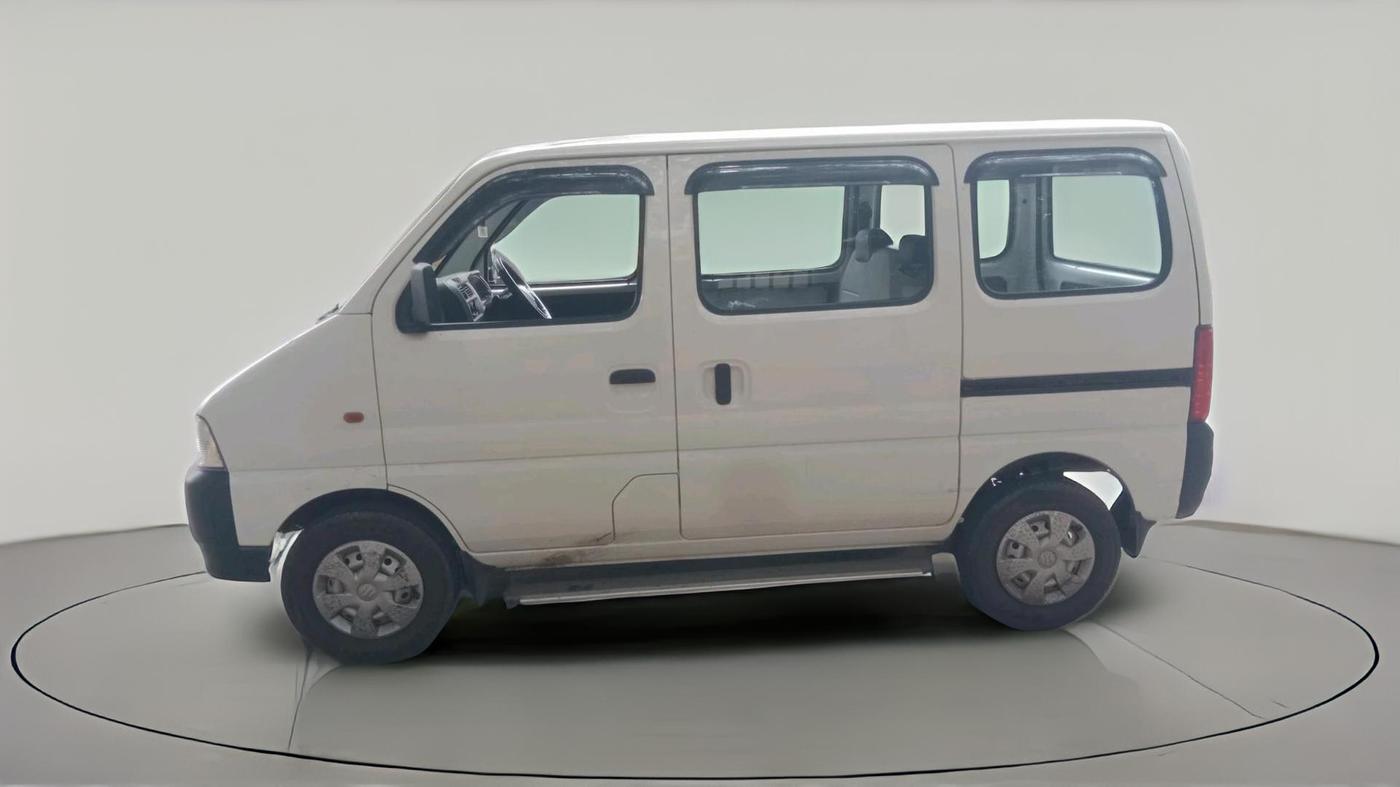 2023 Maruti Eeco 5 STR AC, Petrol, Manual, 17,477 km, exterior
