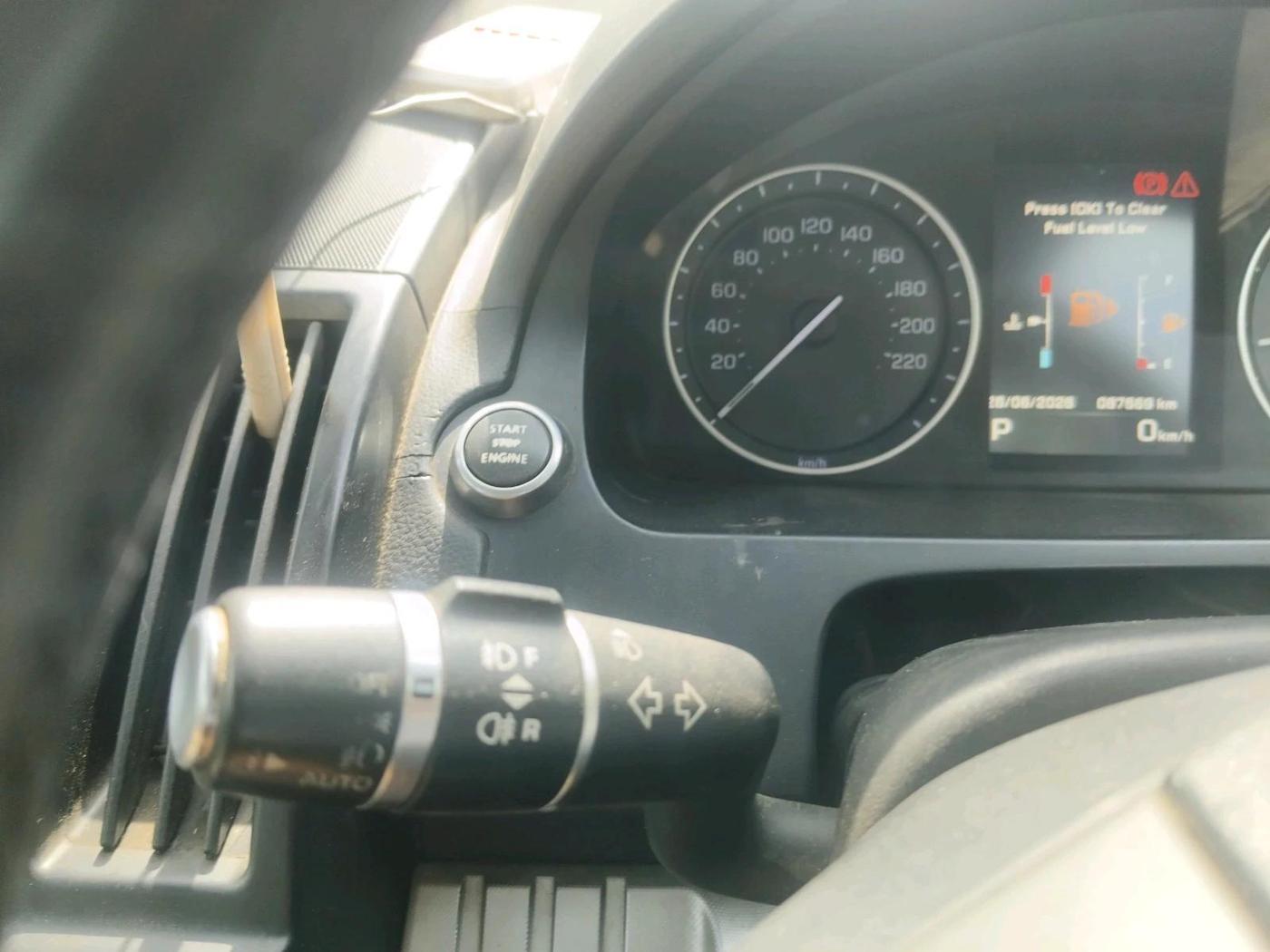 2013 Landrover Freelander 2 TD4 SE, Diesel, Automatic, 87,669 km, interior