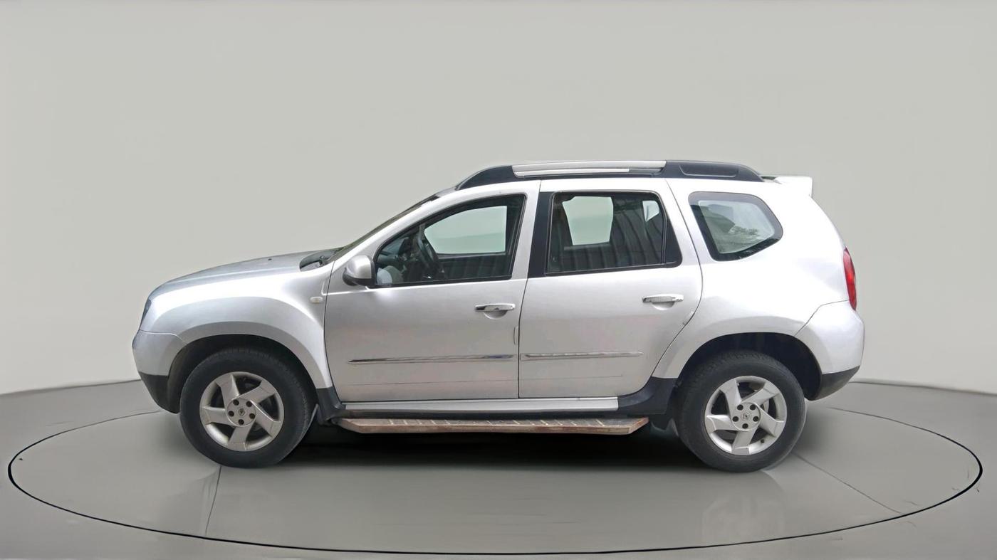 2015 Renault Duster 110 PS RXZ DIESEL, Diesel, Manual, 1,34,885 km, exterior