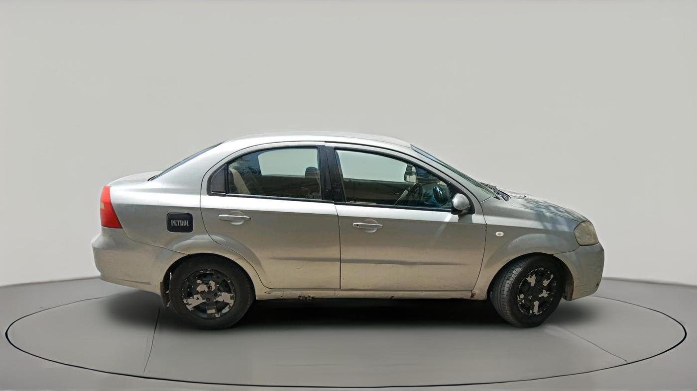 2011 Chevrolet Aveo LS 1.4, CNG, Manual, 1,94,896 km, exterior