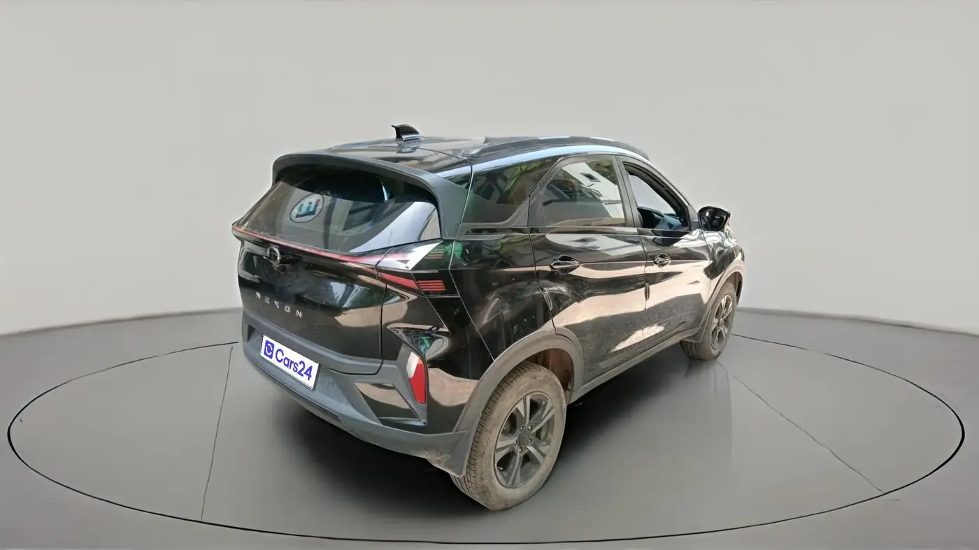 2024 Tata NEXON Creative Plus 1.2 Revotron 6AMT Dark Edition, Petrol, Manual, 8,382 km, exterior
