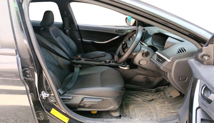 2024 Tata NEXON Creative Plus 1.2 Revotron 6AMT Dark Edition, Petrol, Manual, 8,382 km, interior