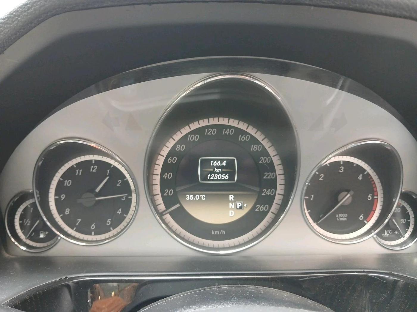 2012 Mercedes Benz E Class E 220 CDI avantgarde, Diesel, Automatic, 1,23,056 km, interior
