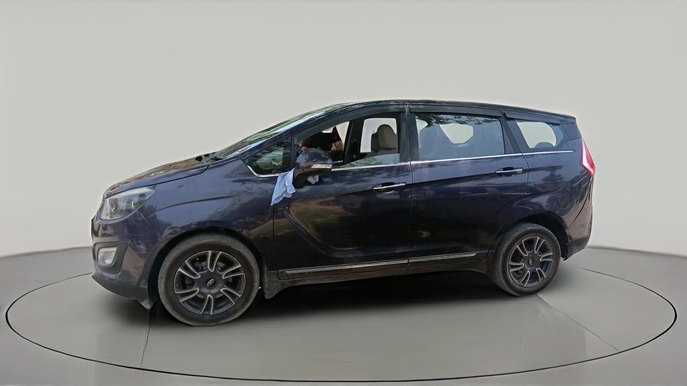 2018 Mahindra MARAZZO M8 7 STR, Diesel, Manual, 90,317 km, exterior